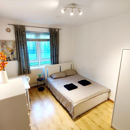 Spacious Flat With 2 To 3 Bedrooms In Central Londen Buitenkant foto